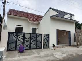 Pembangunan rumah Ibu Indri Cigunung